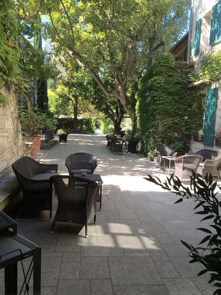 Hotel Le Prieure Villeneuve-lès-Avignon Exterior foto
